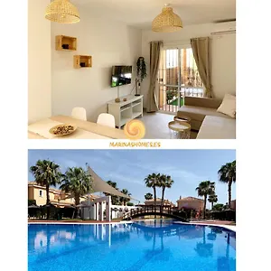  Apartment Marinas Sol - Tu Hogar Con Jardin Privado!